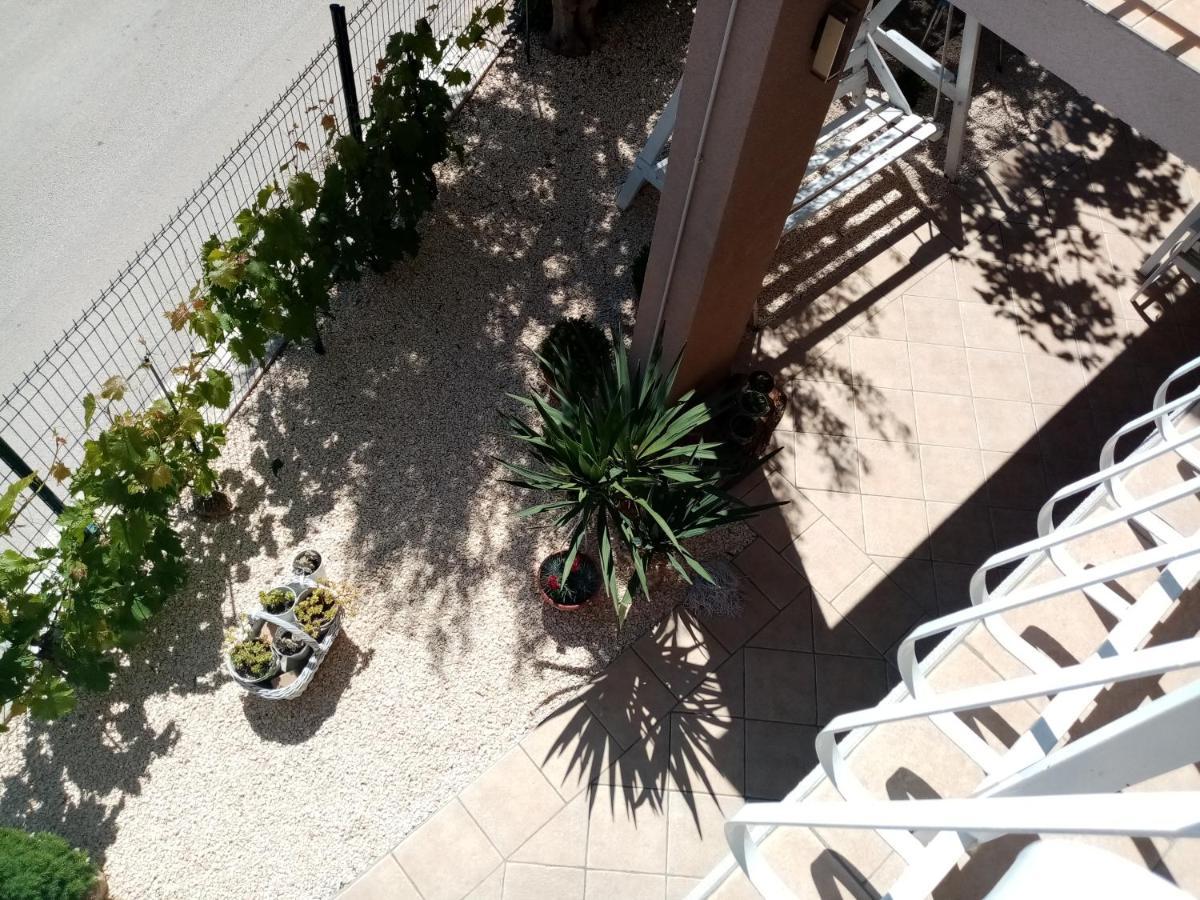 Apartments Anita Frane Vodice Eksteriør bilde