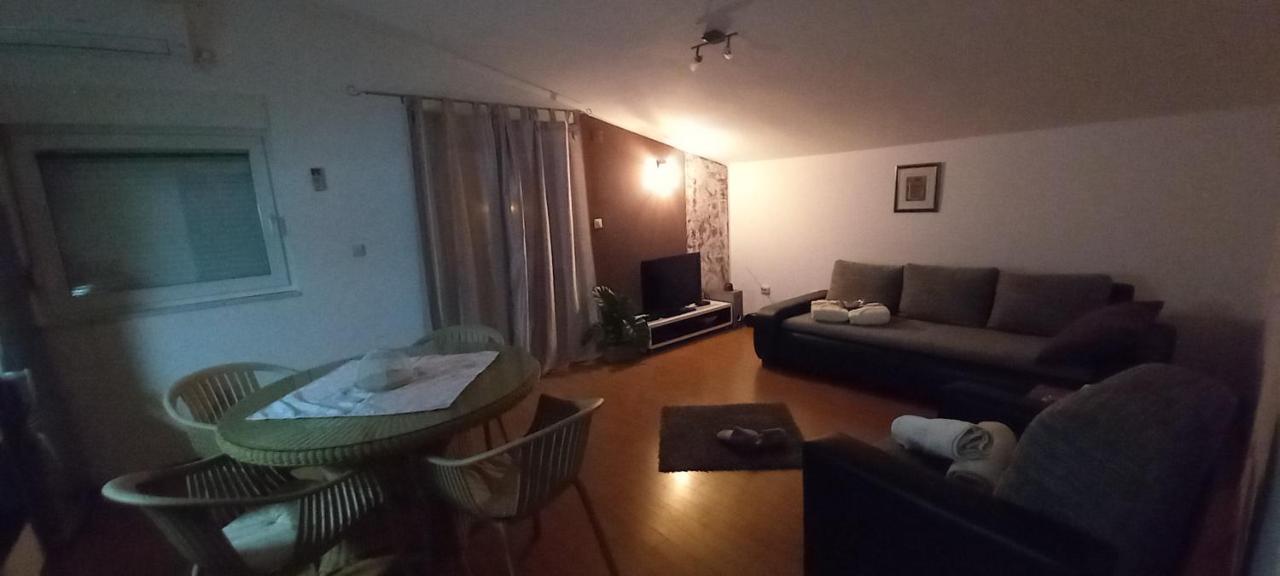 Apartments Anita Frane Vodice Eksteriør bilde