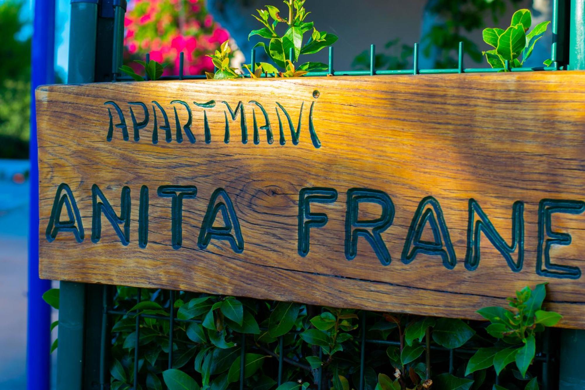 Apartments Anita Frane Vodice Eksteriør bilde