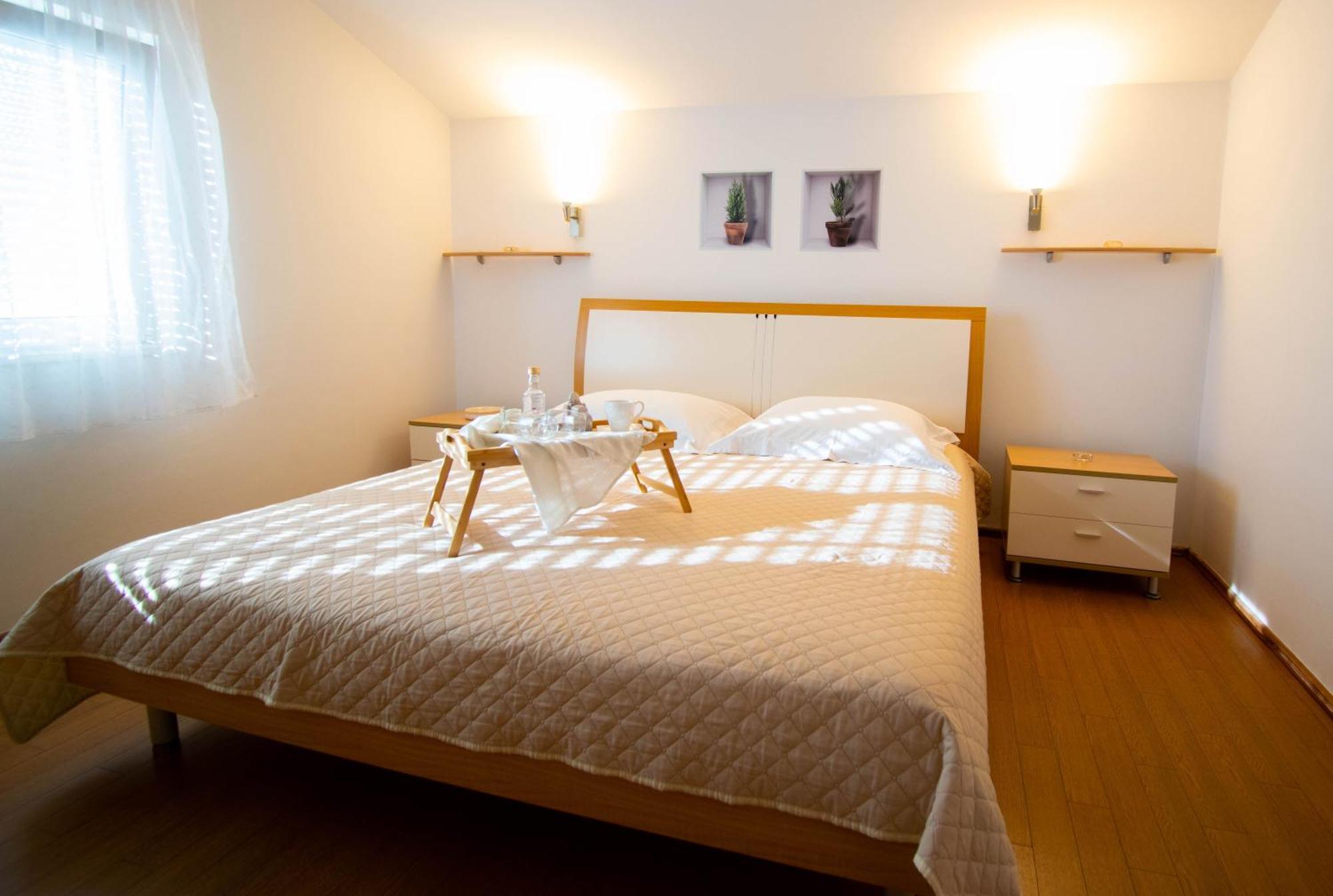 Apartments Anita Frane Vodice Eksteriør bilde
